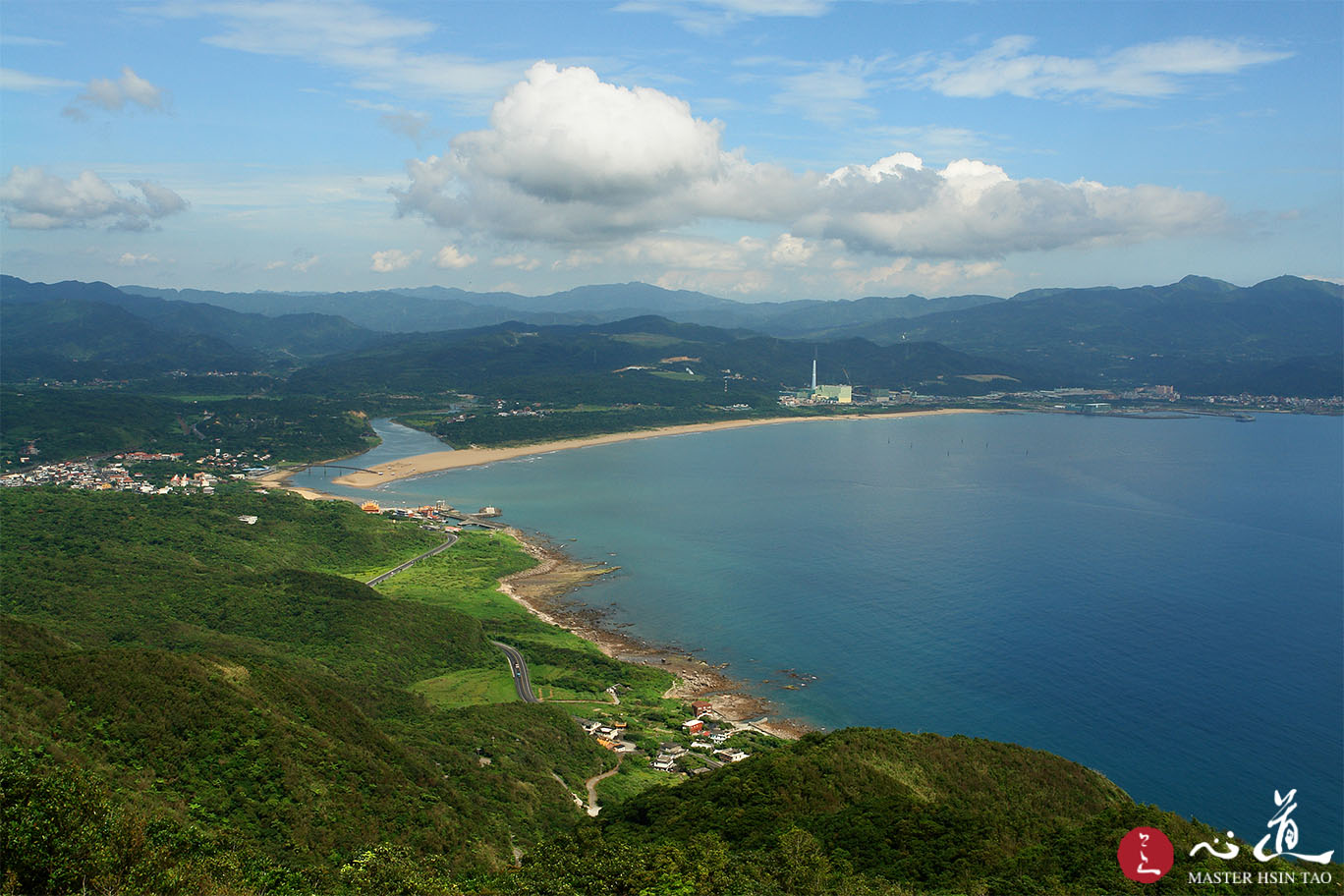 心道法师开示-缅甸这个国家有很多的民族，各民族之间多少总会有摩擦，我们在这个多民族、混乱、不和平的地方设立生命和平大学，就有它的价值。